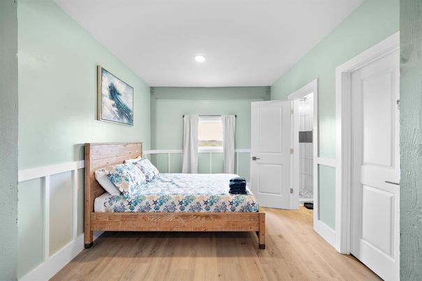 Bedroom, Interior, Recessed Lighting, Wood Texture Flooring