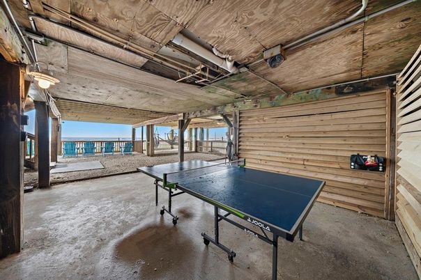 Exterior, Game Room, Wooden Walls
