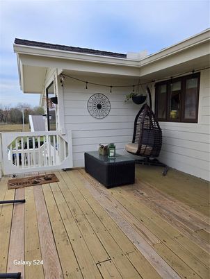 Exterior, Wood Texture Flooring