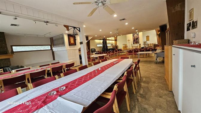 Dining room, Interior, Recessed Lighting