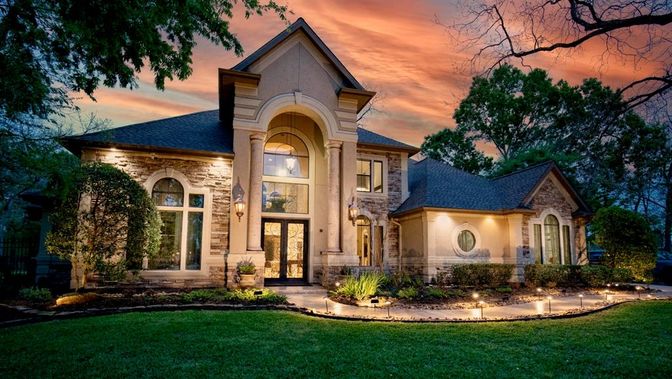 Backyard, Exterior, Facade, French Provincial