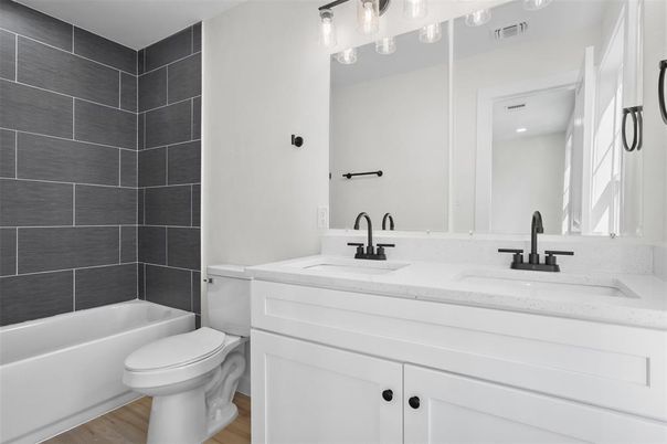 Bathroom, Dual Sink Vanities, Interior, Wood Texture Flooring