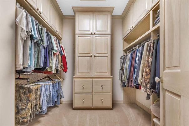 Interior, Walk-in Closets
