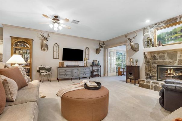 Fireplace, Interior, Living room, Recessed Lighting