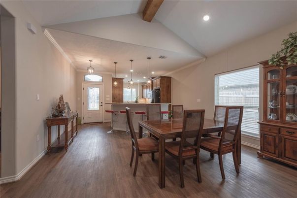 Dining room, Interior, Kitchen, Pendant Lights, Recessed Lighting, Wooden Beams, Wood Texture Flooring