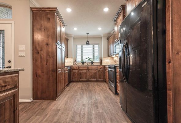 Interior, Kitchen, Pendant Lights, Recessed Lighting, Wood Texture Flooring