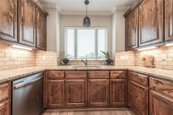 Interior, Kitchen, Pendant Lights, Wood Texture Flooring