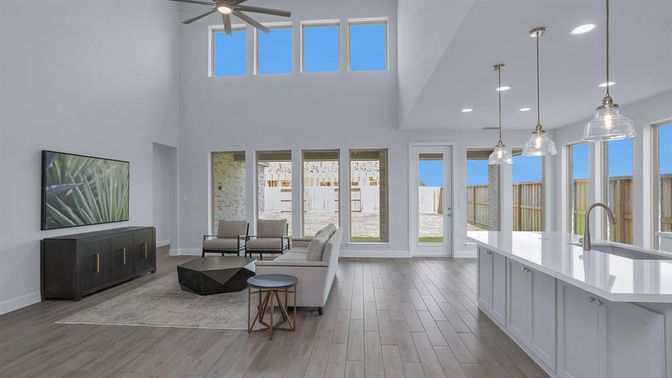 Interior, Living room, Pendant Lights, Recessed Lighting, Wood Texture Flooring