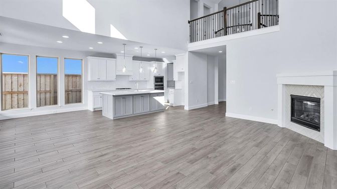 Fireplace, Interior, Kitchen, Pendant Lights, Recessed Lighting, Wood Texture Flooring
