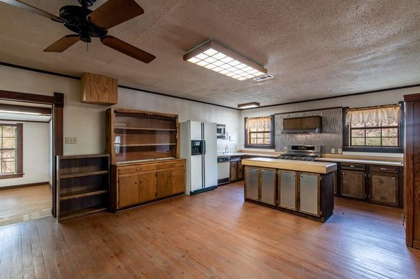 Interior, Kitchen, Stainless Steel Appliances, Wood Texture Flooring
