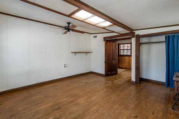 Empty room, Interior, Wooden Beams, Wood Texture Flooring