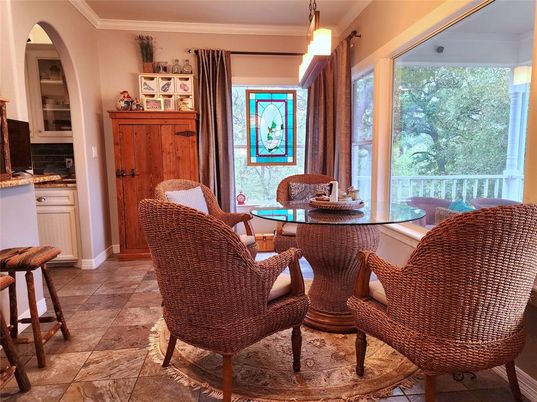 Dining room, Interior, Pendant Lights