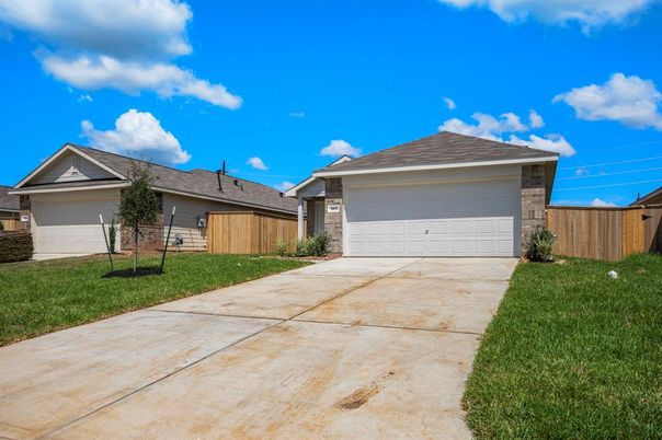 Detached Garage, Exterior
