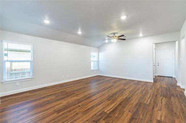 Empty room, Interior, Recessed Lighting, Wood Texture Flooring