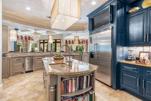Chandelier, Interior, Kitchen, Pendant Lights, Recessed Lighting, Stainless Steel Appliances