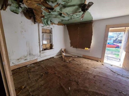 Empty room, Fireplace, Interior