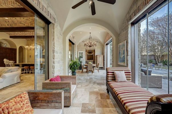 Chandelier, Dining room, Interior, Recessed Lighting, Wooden Beams