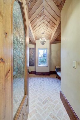 Chandelier, Interior, Wooden Beams, Wooden Ceilings