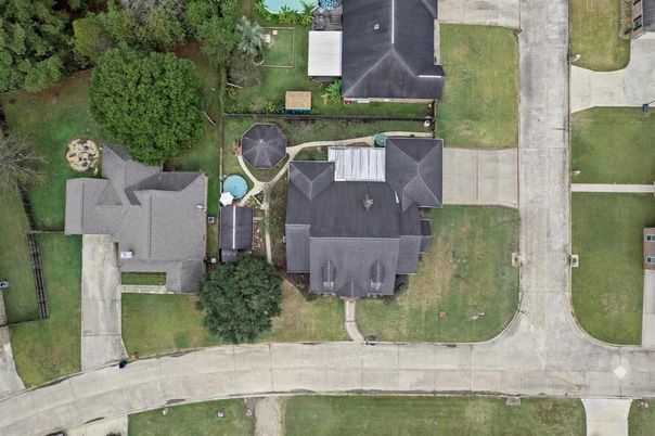 Exterior, Drone