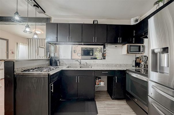 Interior, Kitchen, Pendant Lights, Wood Texture Flooring