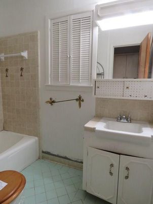 Bathroom, Interior