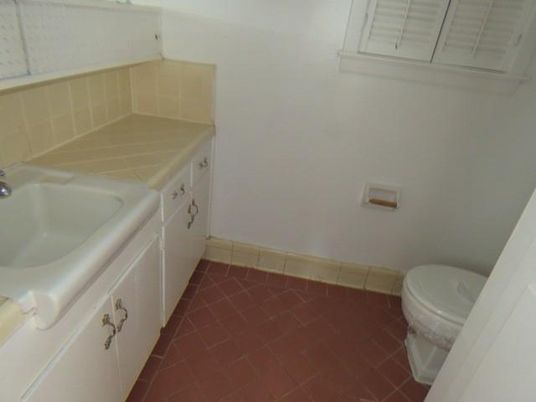 Bathroom, Interior, Tile Countertops