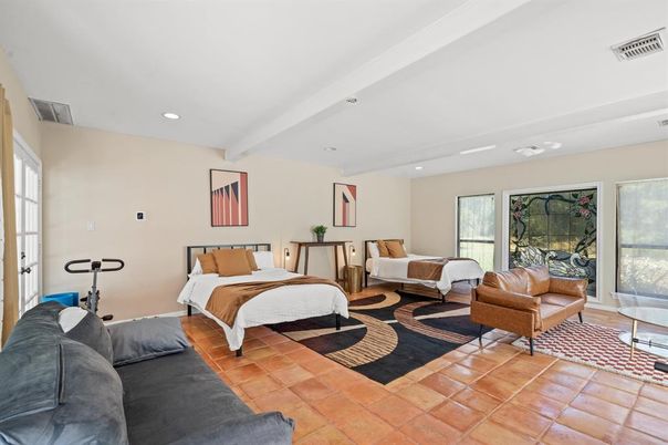 Bedroom, Fitness Equipment, Interior, Recessed Lighting
