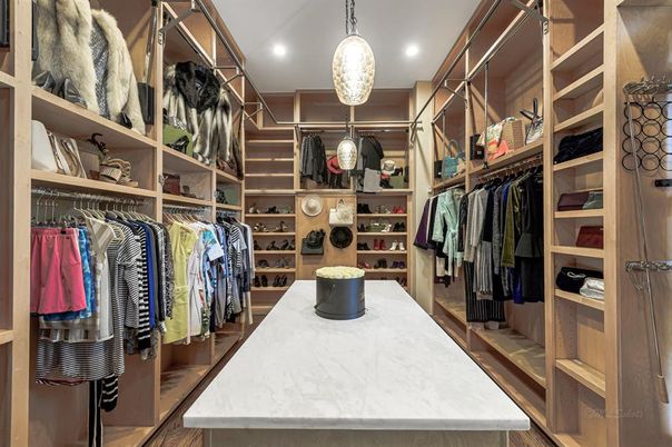 Interior, Pendant Lights, Recessed Lighting, Walk-in Closets, Wood Texture Flooring