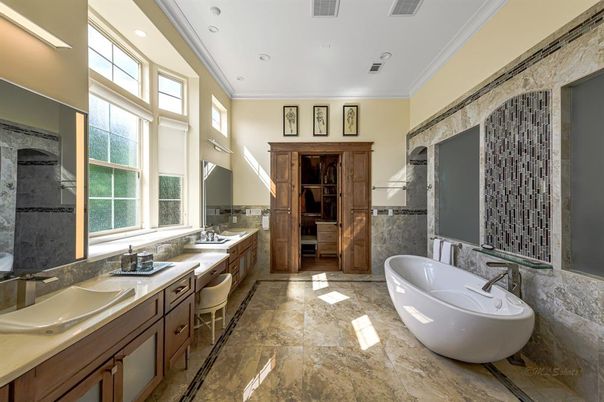 Bathroom, Dual Sink Vanities, Free Standing Baths, Interior, Recessed Lighting