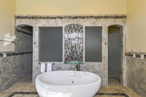 Bathroom, Free Standing Baths, Interior