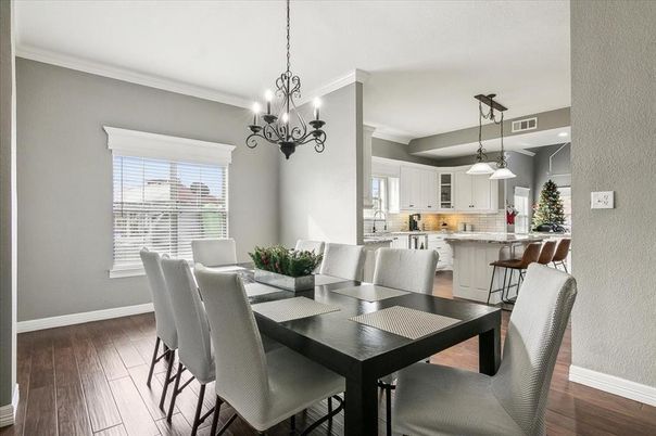 Chandelier, Dining room, Interior, Kitchen, Pendant Lights, Wood Texture Flooring