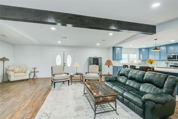 Interior, Kitchen, Living room, Pendant Lights, Recessed Lighting, Wood Texture Flooring