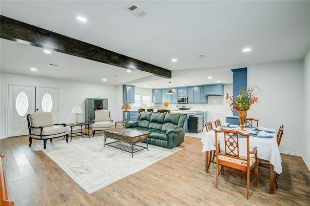 Dining room, Interior, Kitchen, Living room, Pendant Lights, Recessed Lighting, Stainless Steel Appliances, Wood Texture Flooring