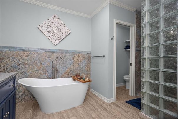Bathroom, Free Standing Baths, Interior, Wood Texture Flooring