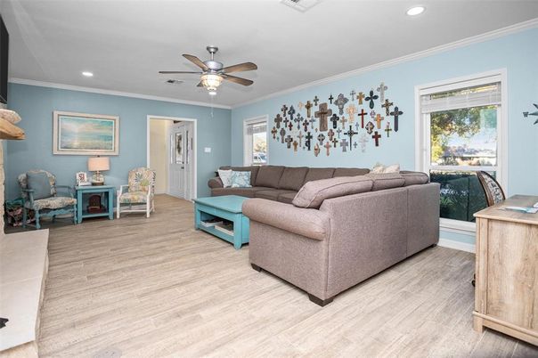 Interior, Living room, Recessed Lighting, Wood Texture Flooring