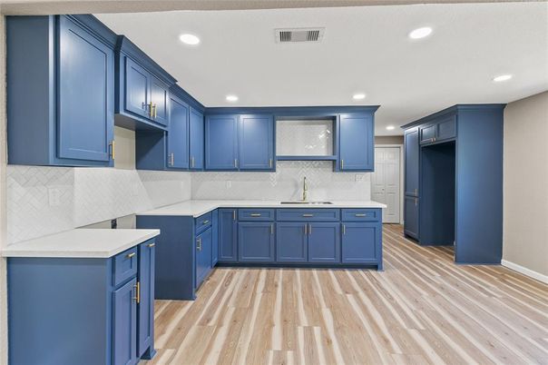 Interior, Kitchen, Recessed Lighting, Wood Texture Flooring