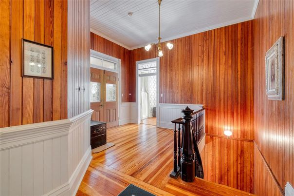 Interior, Pendant Lights, Wood Texture Flooring, Wooden Walls