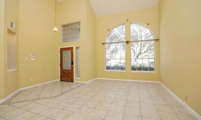 Empty room, Interior, Pendant Lights