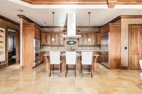 Interior, Kitchen, Pendant Lights, Recessed Lighting, Stainless Steel Appliances