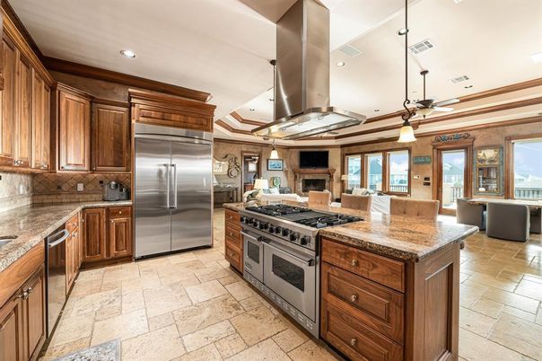 Interior, Kitchen, Pendant Lights, Recessed Lighting, Stainless Steel Appliances