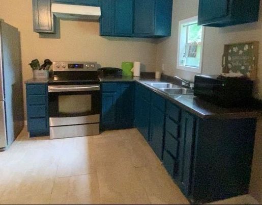 Interior, Kitchen, Stainless Steel Appliances