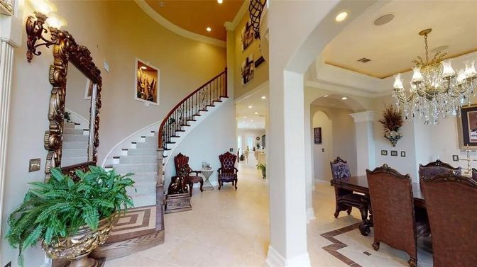 Chandelier, Dining room, Interior, Recessed Lighting