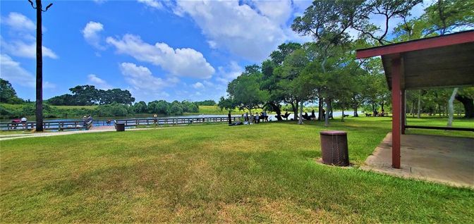 Backyard, Exterior, Lake