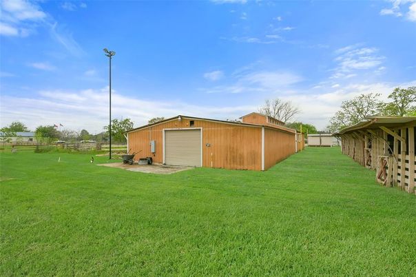 Backyard, Detached Garage, Exterior
