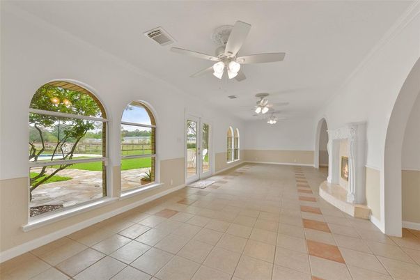 Empty room, Fireplace, Interior