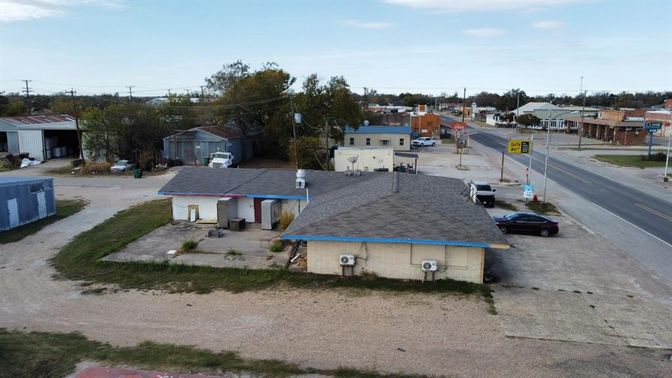 Exterior, Drone
