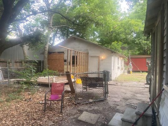 Backyard, Detached Garage, Exterior