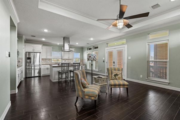 Dining room, Interior, Kitchen, Recessed Lighting, Stainless Steel Appliances, Wood Texture Flooring