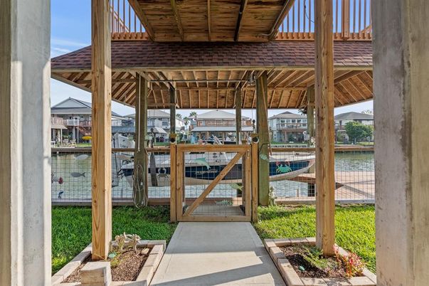 Exterior, Lake, Water