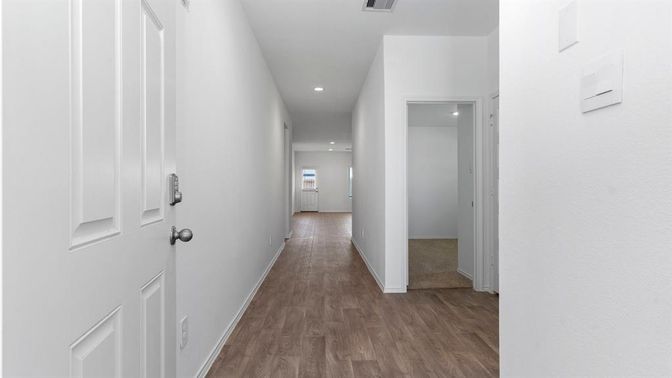 Interior, Recessed Lighting, Wood Texture Flooring